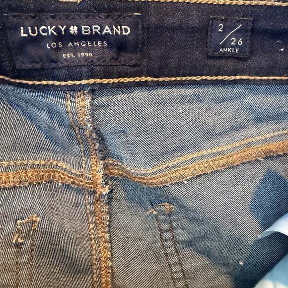 Lucky Brand Sweet Straight Mid Rise Ankle Jeans, Dark Wash, Size 2/26 - Picture 6 of 8